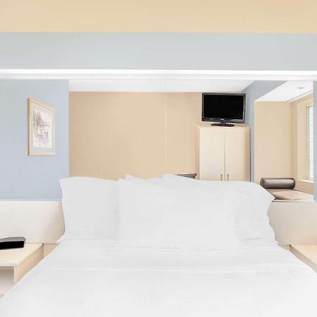 Microtel Inn And Suites Clear Lake Zewnętrze zdjęcie