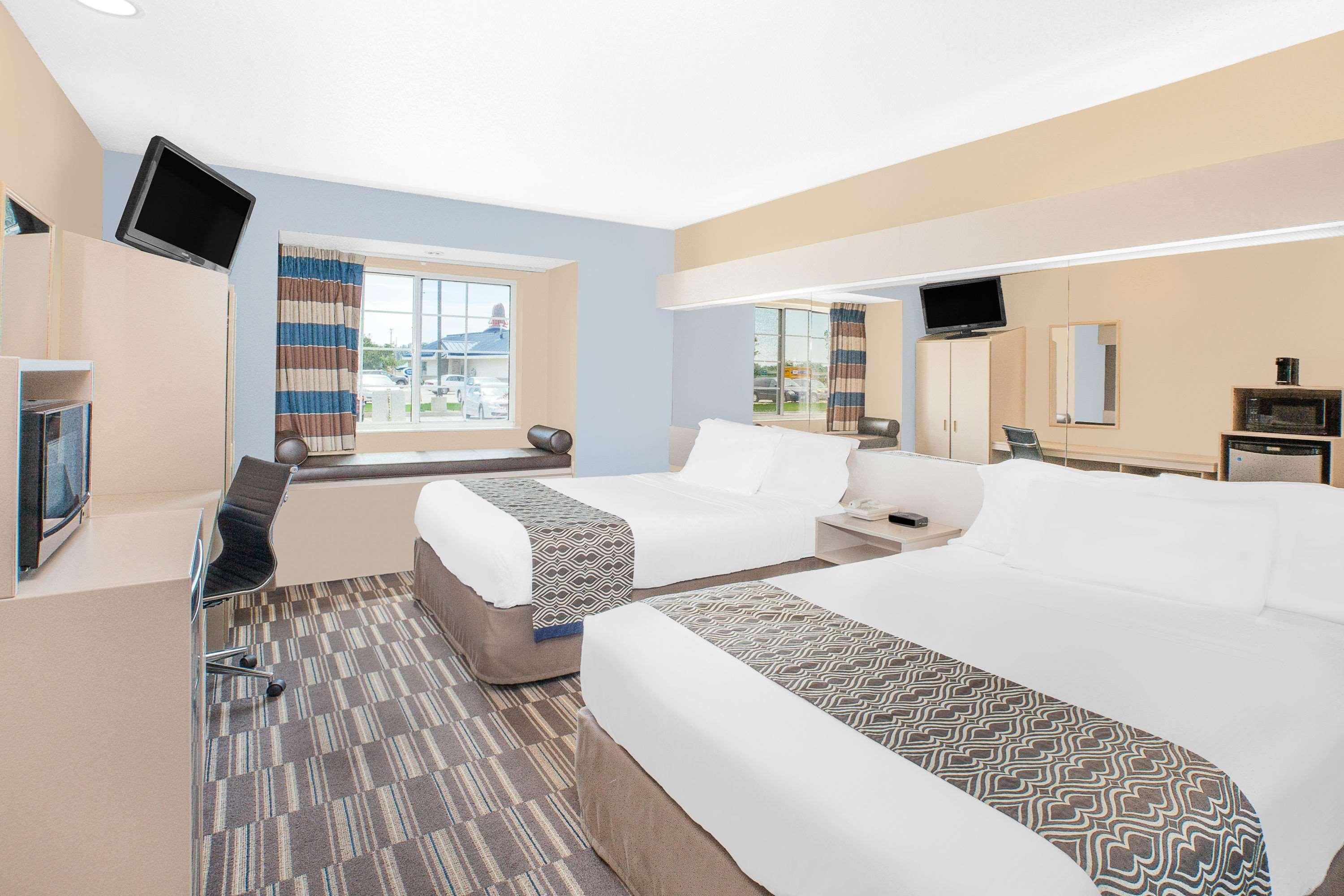 Microtel Inn And Suites Clear Lake Zewnętrze zdjęcie